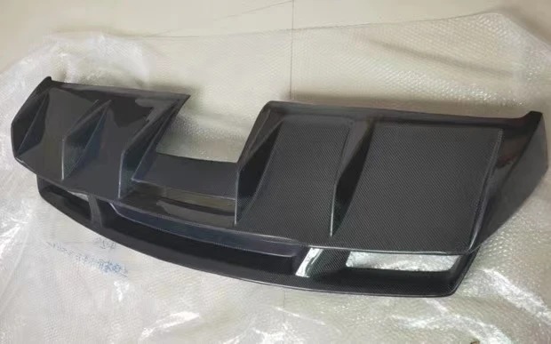 DMC Style Carbon Fiber Rear Bumper Lip  Suitable for  Gallardo LP550 LP560 LP570  Carbon Fiber Rear Diffuser